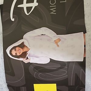 Disney lounger with cozy hood